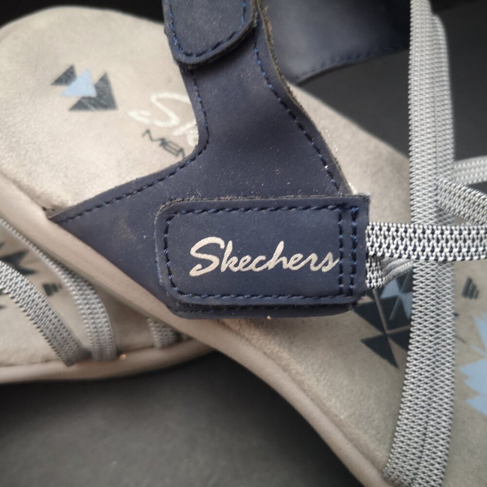Skechers Ladies Size 7 Reggae Slim - Takes Two Navy & Grey Memory Foam Sandals - Picture 2 of 8